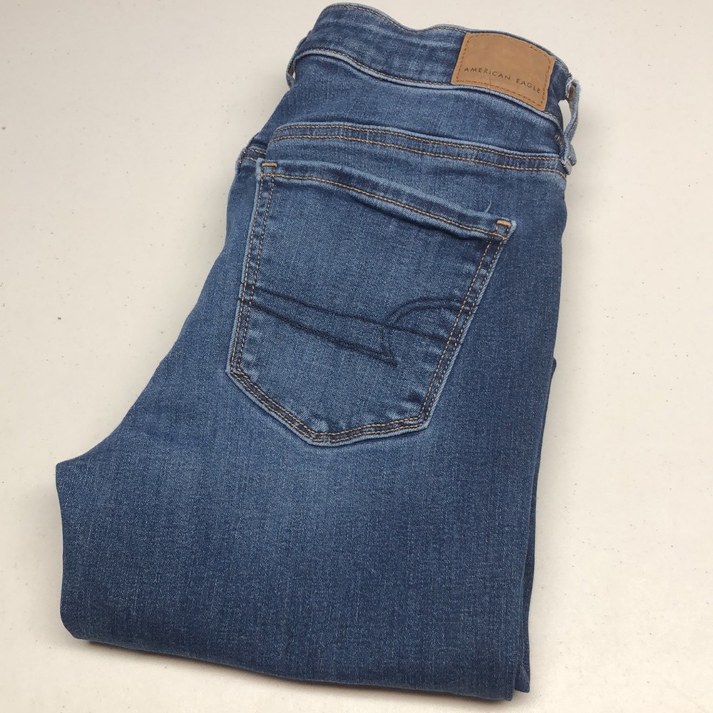 LIKE NEW AMERICAN EAGLE HIGH-RISE JEGGING JEANS 4/27x31 ⭐️